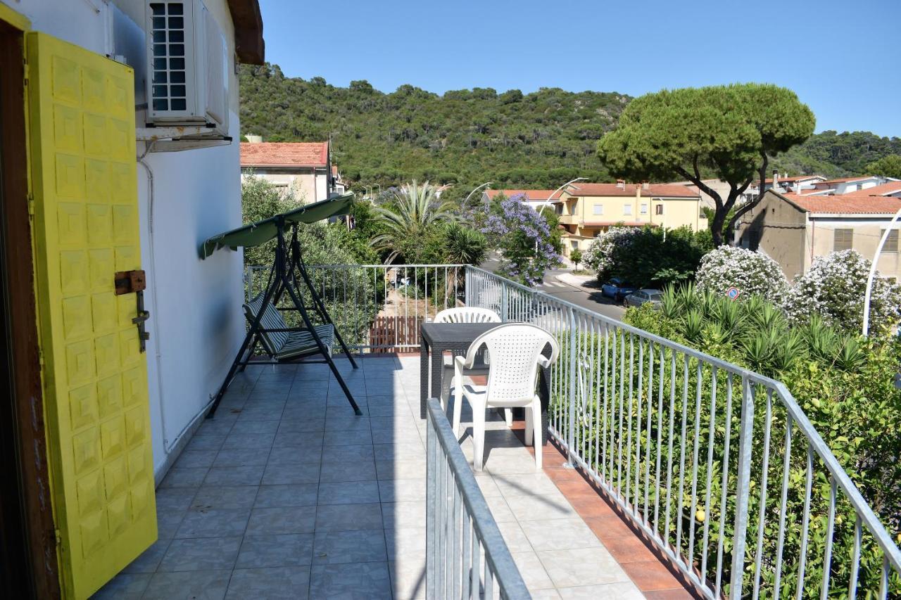 Casa Vacanze "Villa Severina" Iun R6166 R6692 Carbonia Kültér fotó
